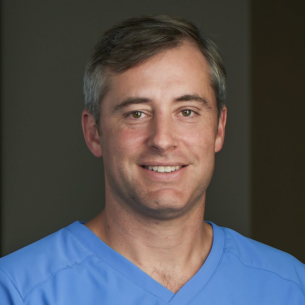 Profile portrait of Seth D. Rosenzweig, MD, taken in 2021 for Louisiana Orthopaedic Specialists.