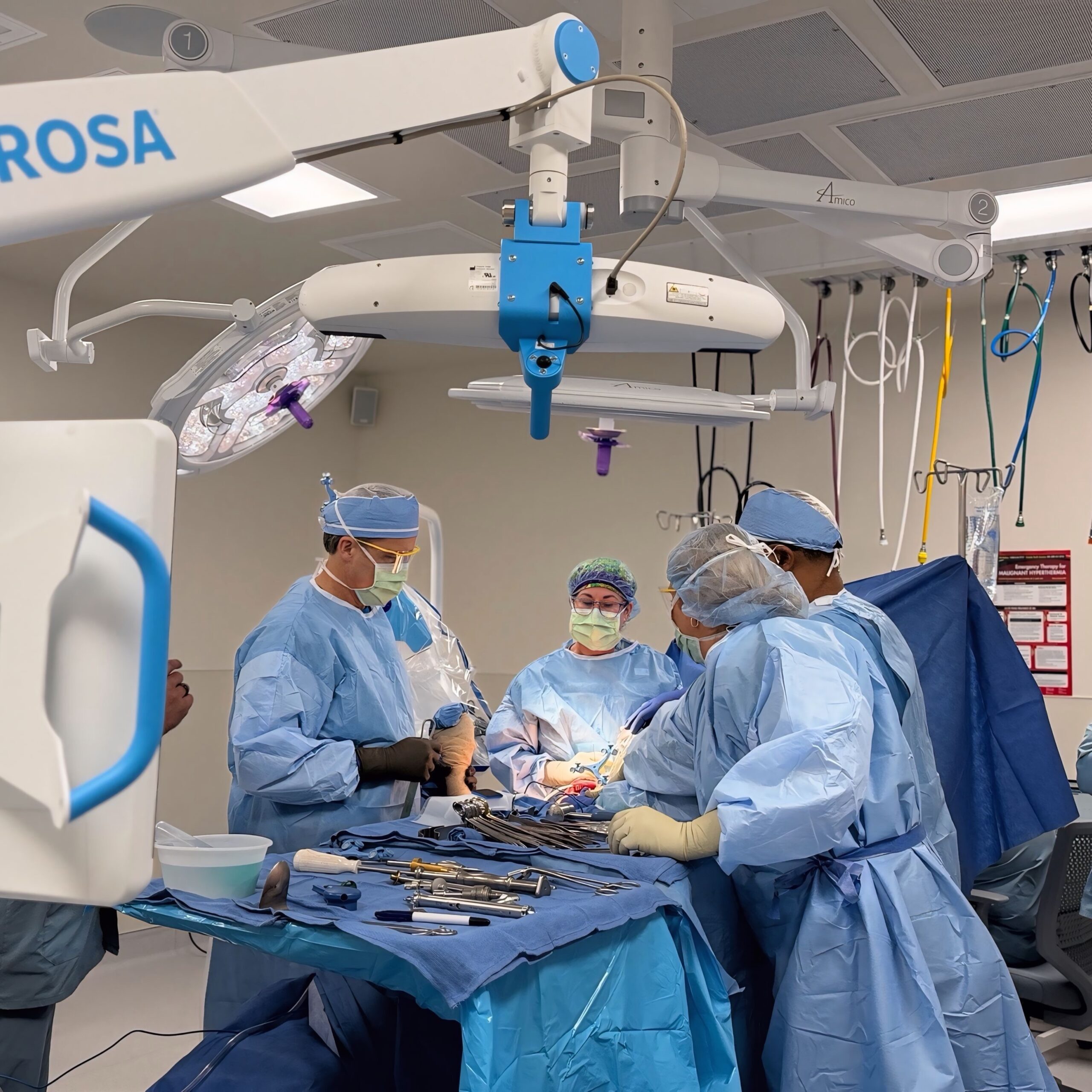 los.surgerycenter_1784763252_3947201911715221115_70458964905